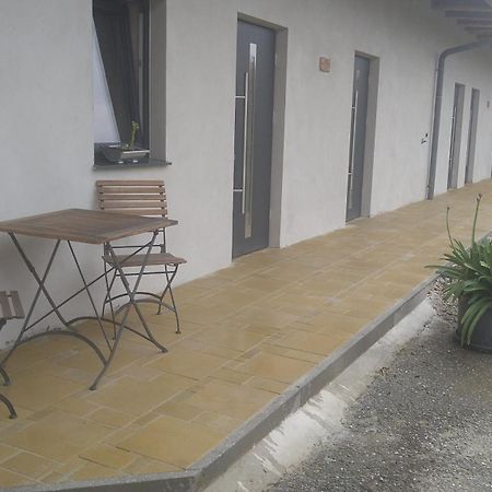 Weingut Thomas Brandl Bed & Breakfast Strass  Luaran gambar