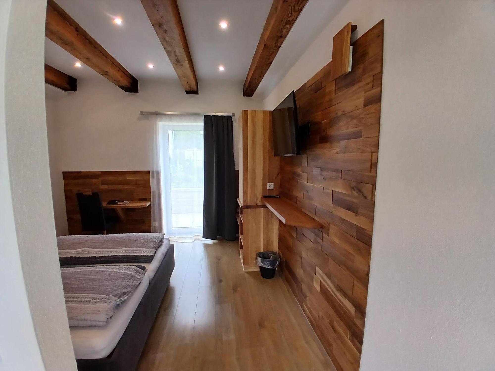 Weingut Thomas Brandl Bed & Breakfast Strass  Luaran gambar