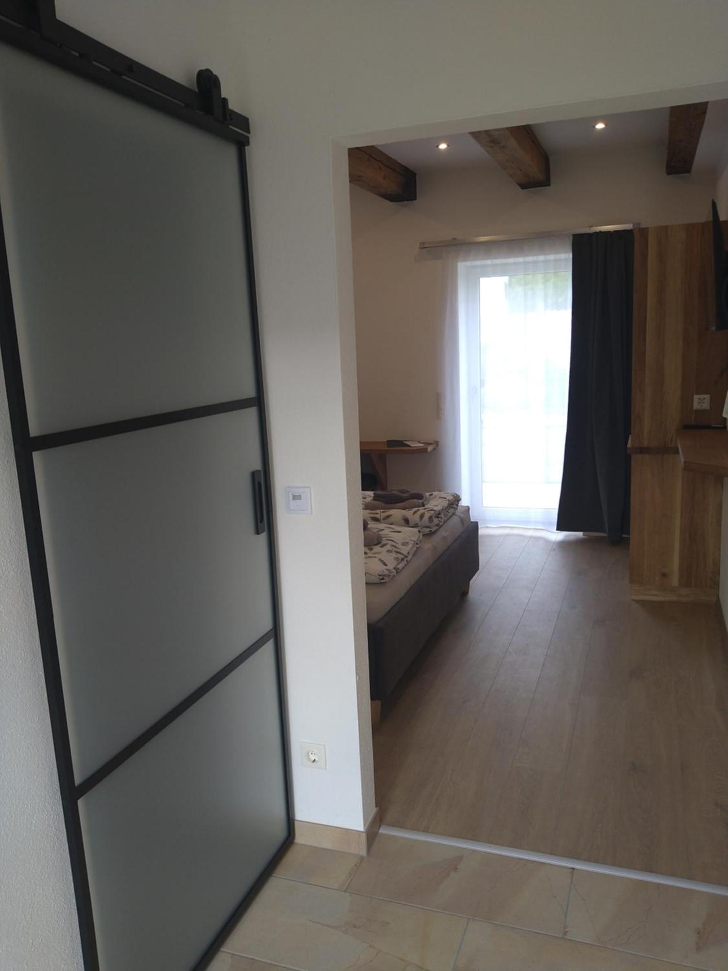 Weingut Thomas Brandl Bed & Breakfast Strass  Luaran gambar