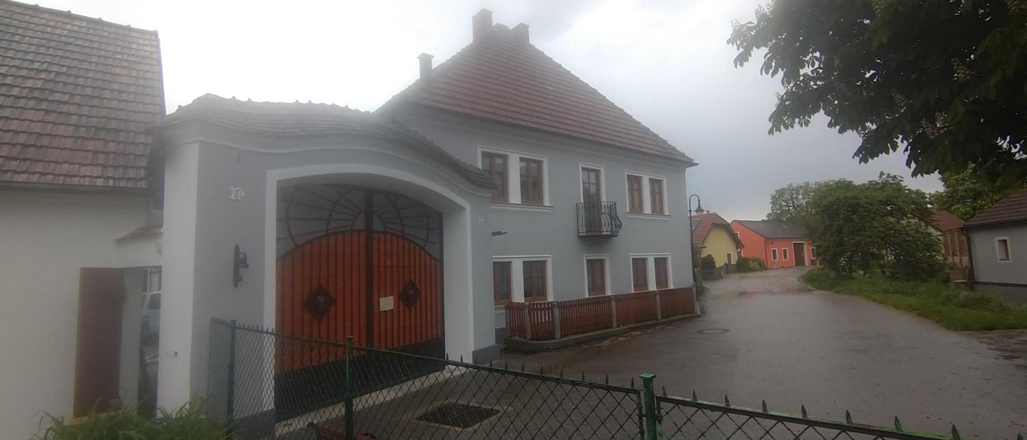 Weingut Thomas Brandl Bed & Breakfast Strass  Luaran gambar